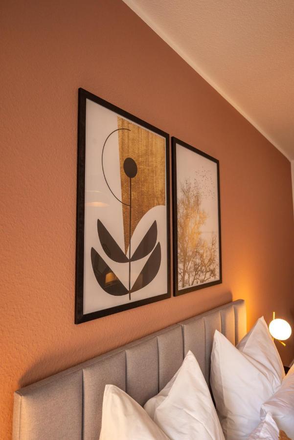 Maremar - Design Apartment - Luxus Boxspringbett - Zentral - Kueche - Arbeitsplatz - Highspeed Wlan Gera Esterno foto