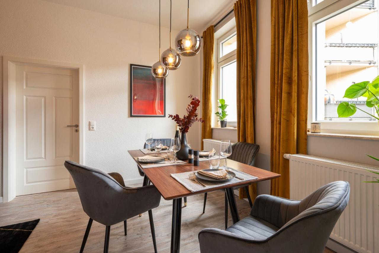 Maremar - Design Apartment - Luxus Boxspringbett - Zentral - Kueche - Arbeitsplatz - Highspeed Wlan Gera Esterno foto
